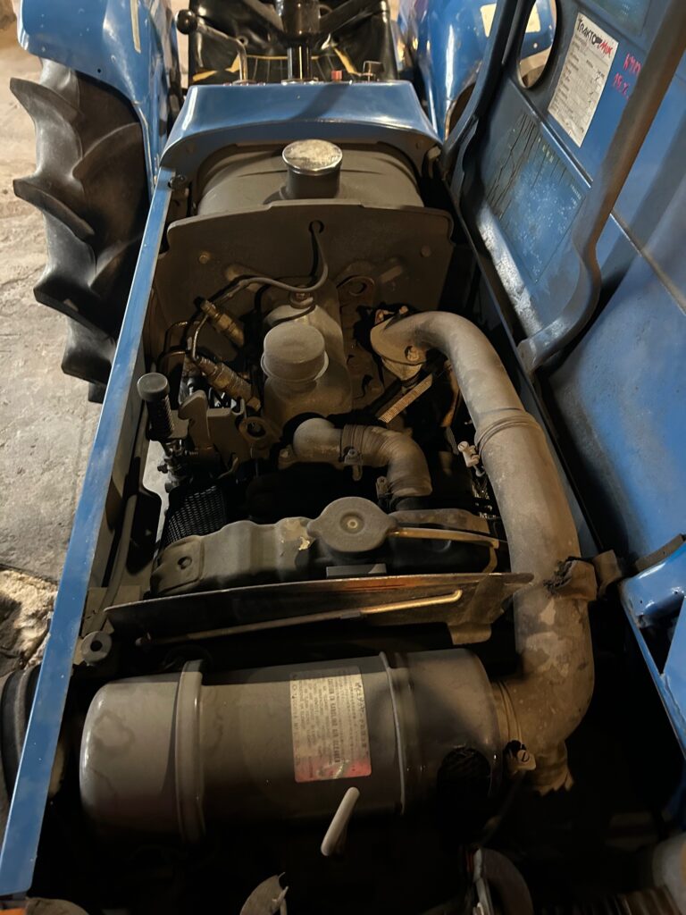 OGŁOSZENIE O SPRZEDAŻY CIĄGNIKA 3 IMG 4133 -