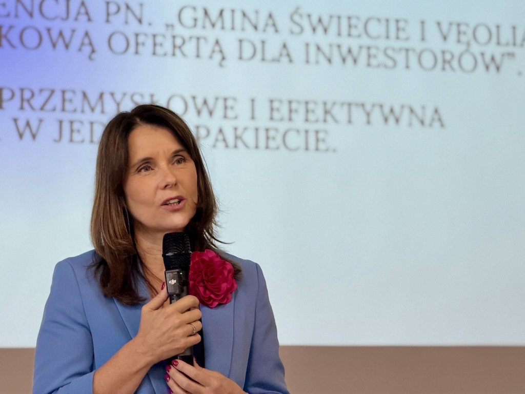 Świecie stawia na rozwój i nowoczesną energetykę. Miasto i Veolia łączą siły dla inwestorów i mieszkańców 3 2 -