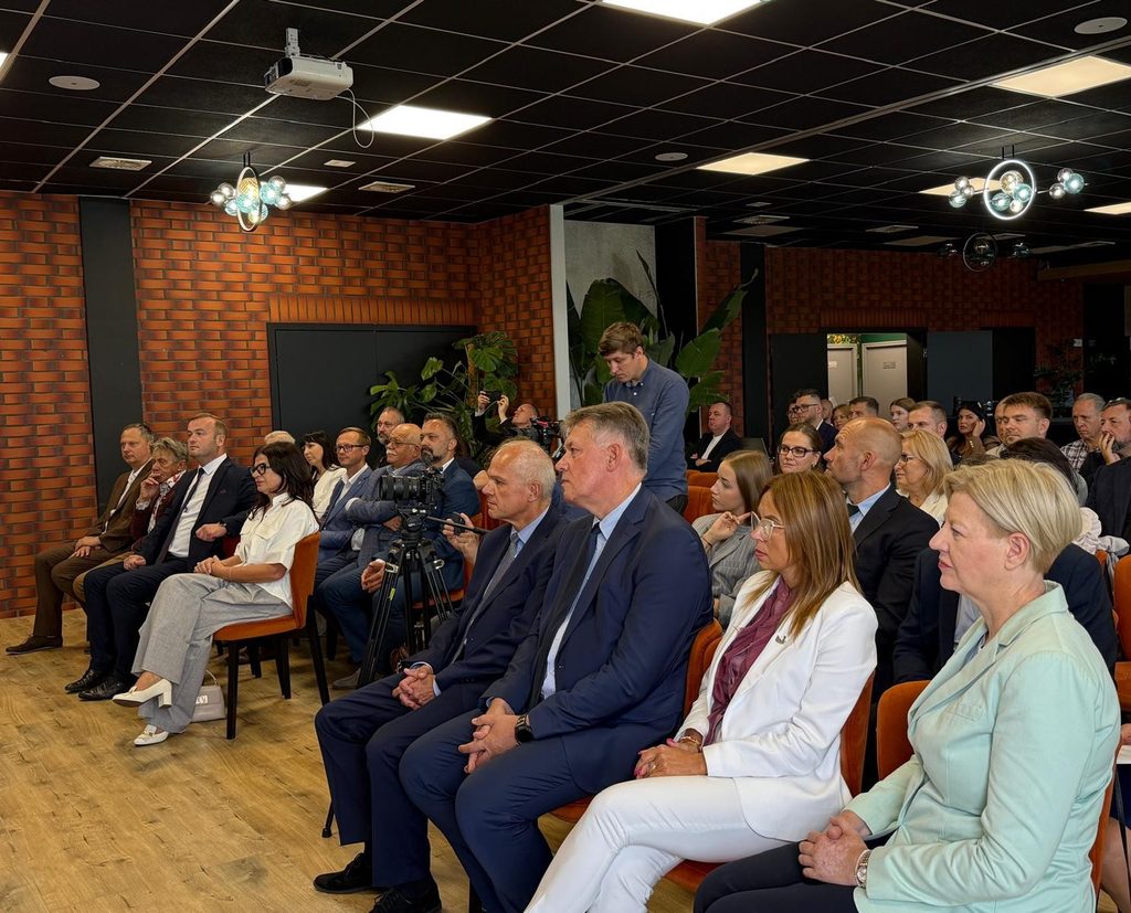 Świecie stawia na rozwój i nowoczesną energetykę. Miasto i Veolia łączą siły dla inwestorów i mieszkańców 4 IMG 20260910 WA0002 -