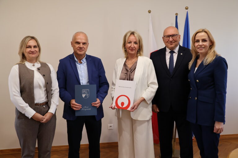 Pazdziernik 2026 podpisanie umowy Szczytno ze szkola 1 -